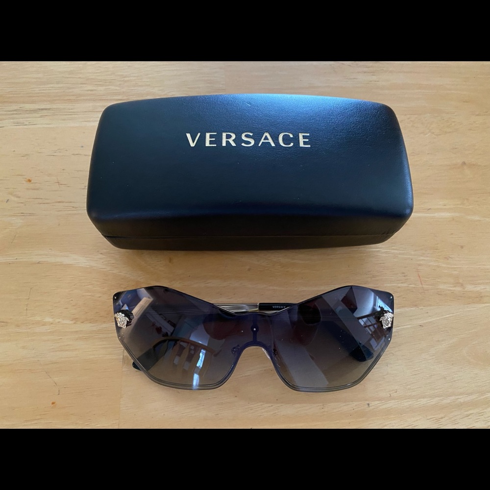 Women’s Versace Sunglasses